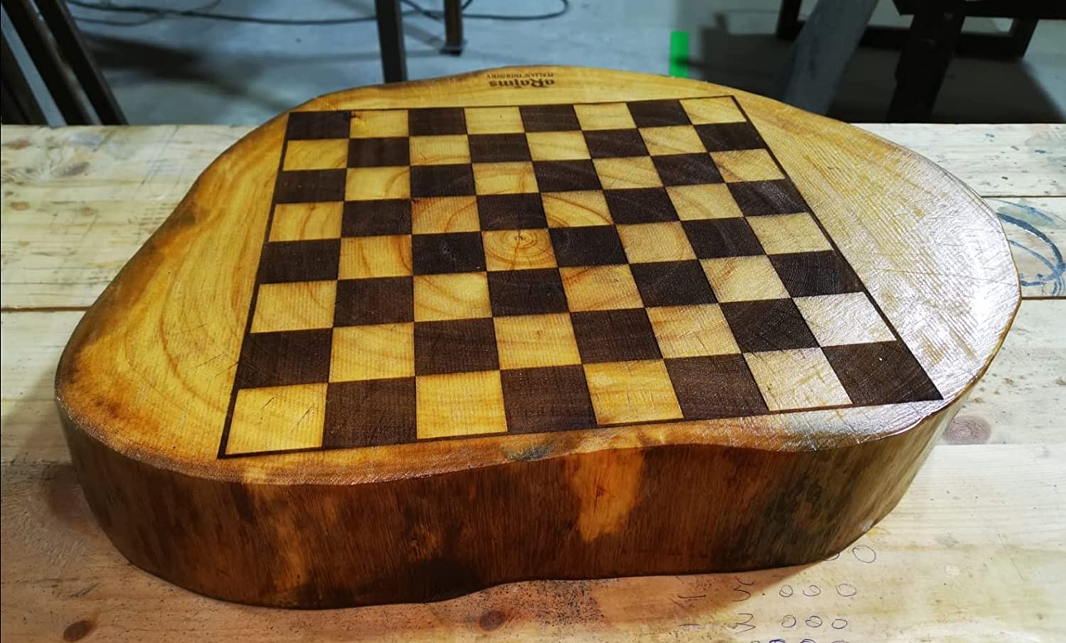 تربيزة شطرنج خشب شجر طبيعي