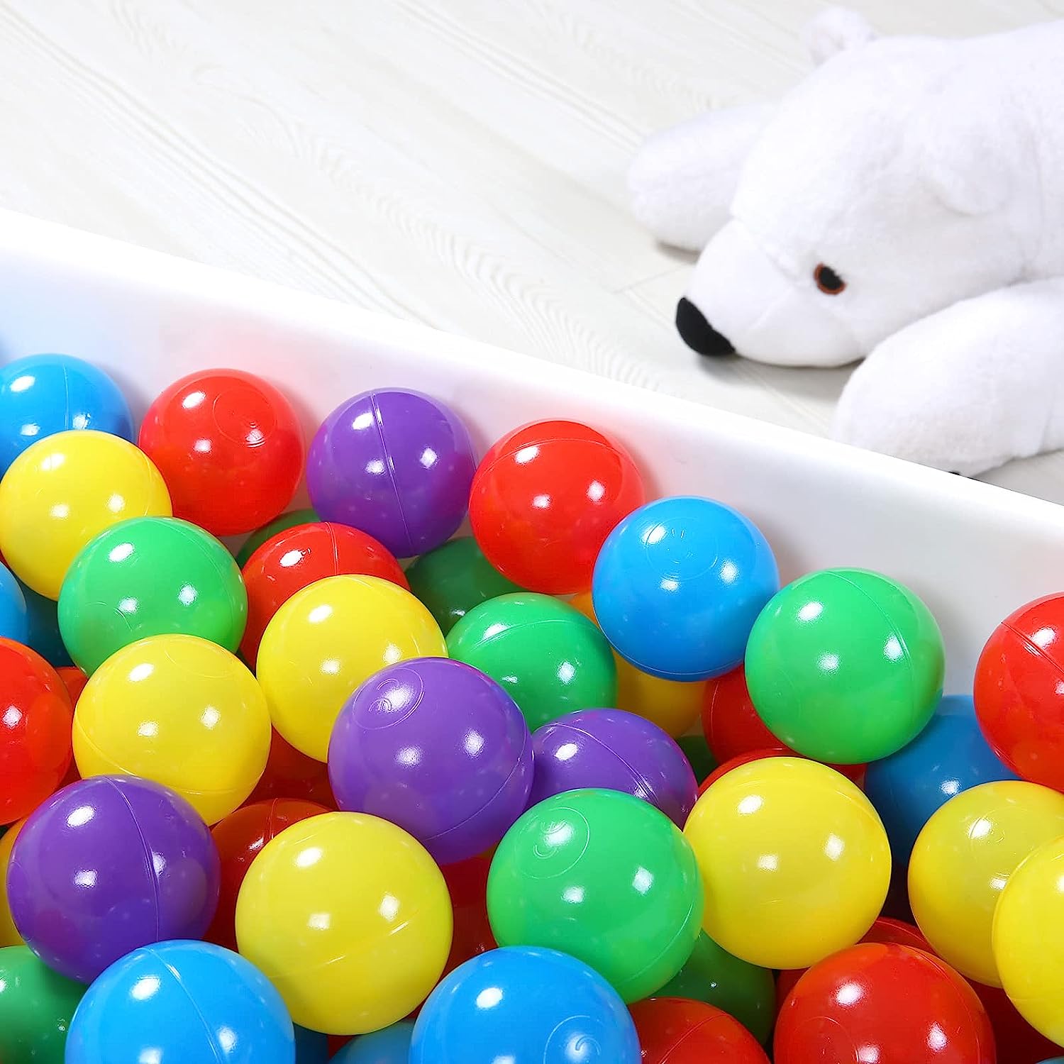 50 كرة لحوض اللعب - كور بلاستيك ناعمة للاطفال الرضع والاطفال الصغار من عمر سنة الى 5 سنوات، 5 الوان، 50 قطعة